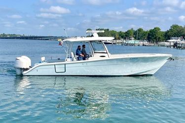 35' Cobia 2018 Yacht For Sale